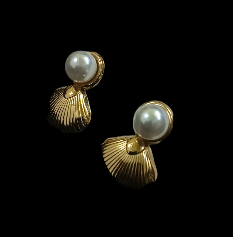 Pearl Shell Earrings