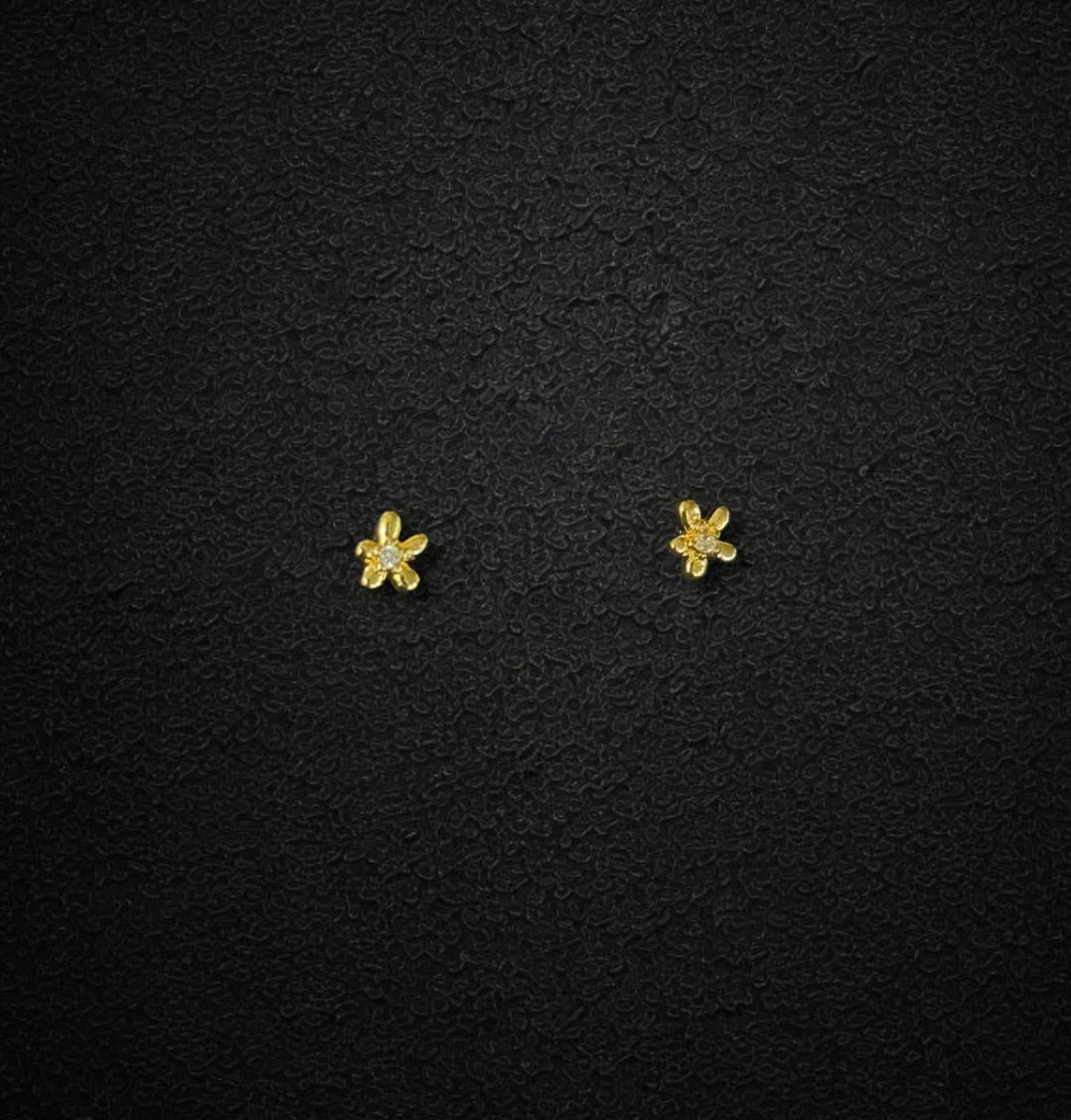 Dainty Flower Studs