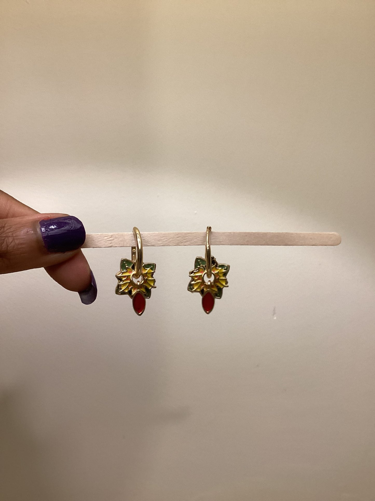 Mood swings Trado Charms Earrings