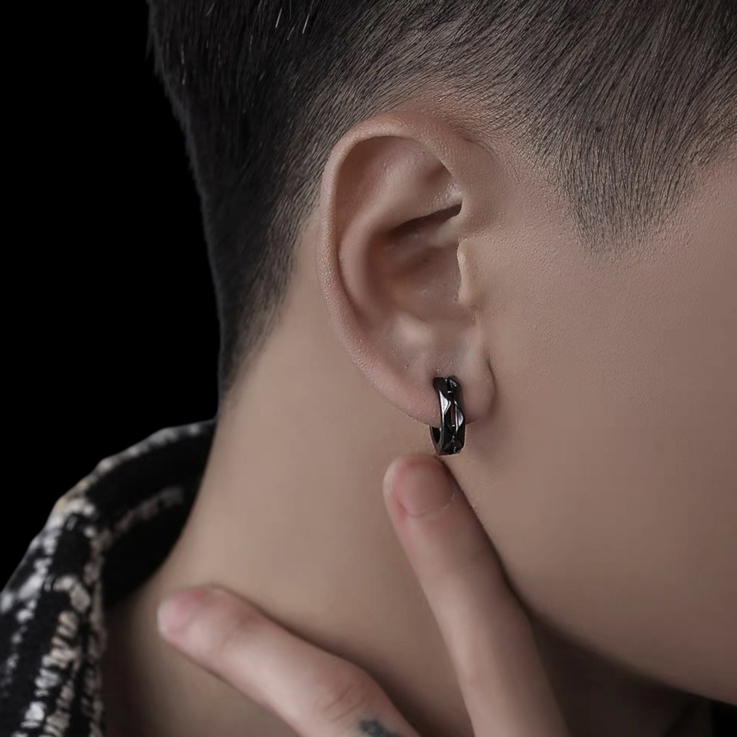 Magnetic Clip On Ear Bali