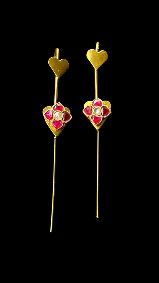 Ishq Bloom Ear Cuff