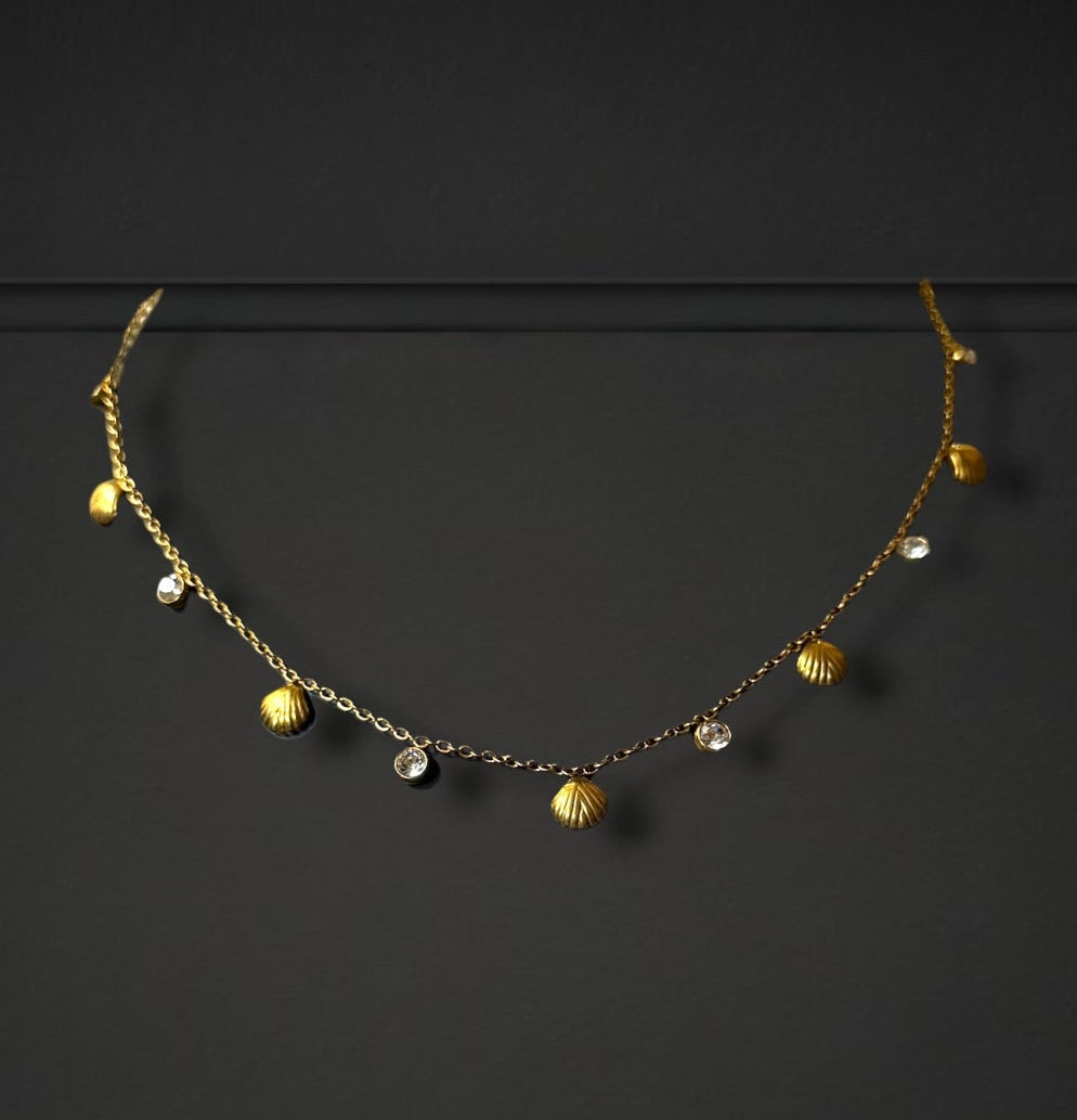 Tiny Shells Necklace