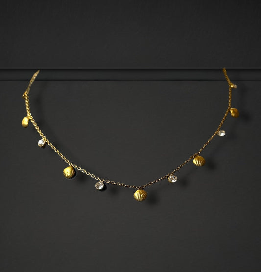 Tiny Shells Necklace