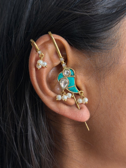 Elara Pearl Ear Cuff